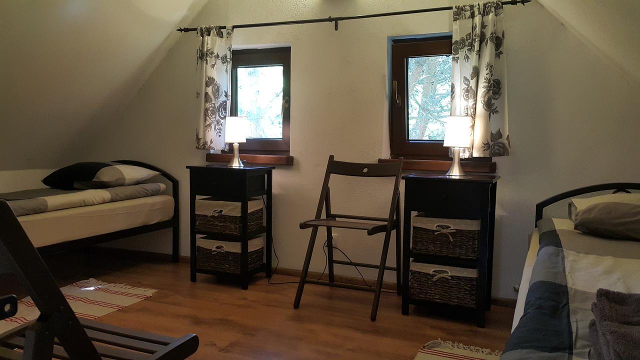 Jastrzębia GóraOsada Pod Czerwonym Debem - Czarny Mlyn别墅 外观 照片